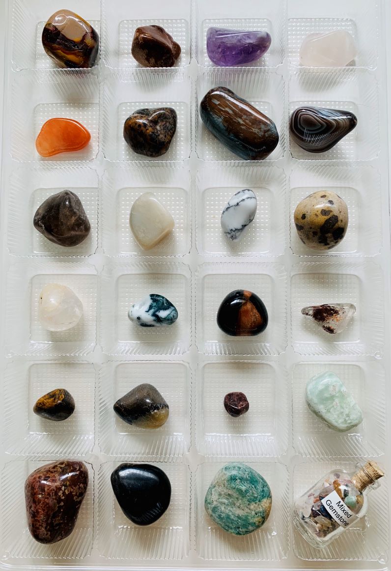 Classic Crystal Lover’s Advent Calendar