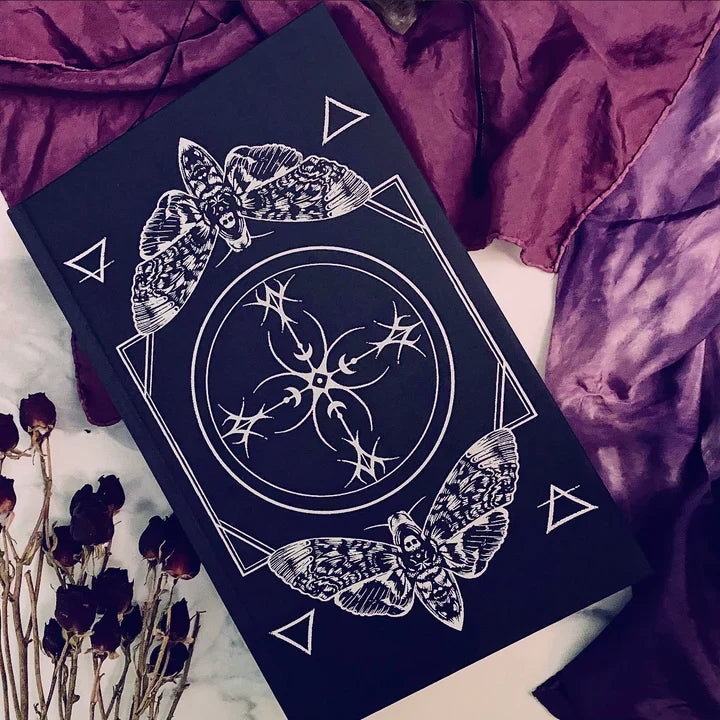 The Nameless One (A Tarot & Oracle Deck)