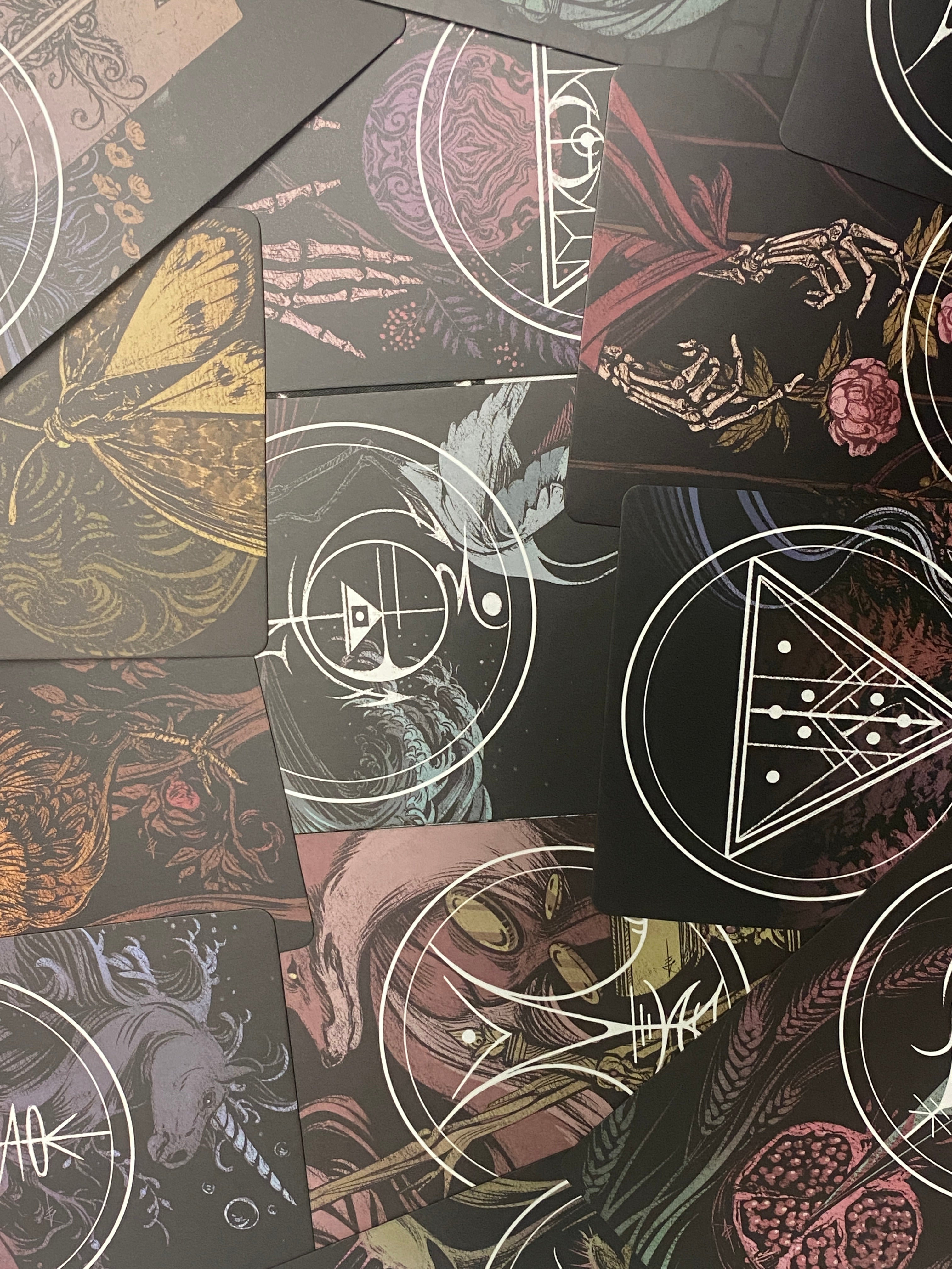 The Nameless One (A Tarot & Oracle Deck)