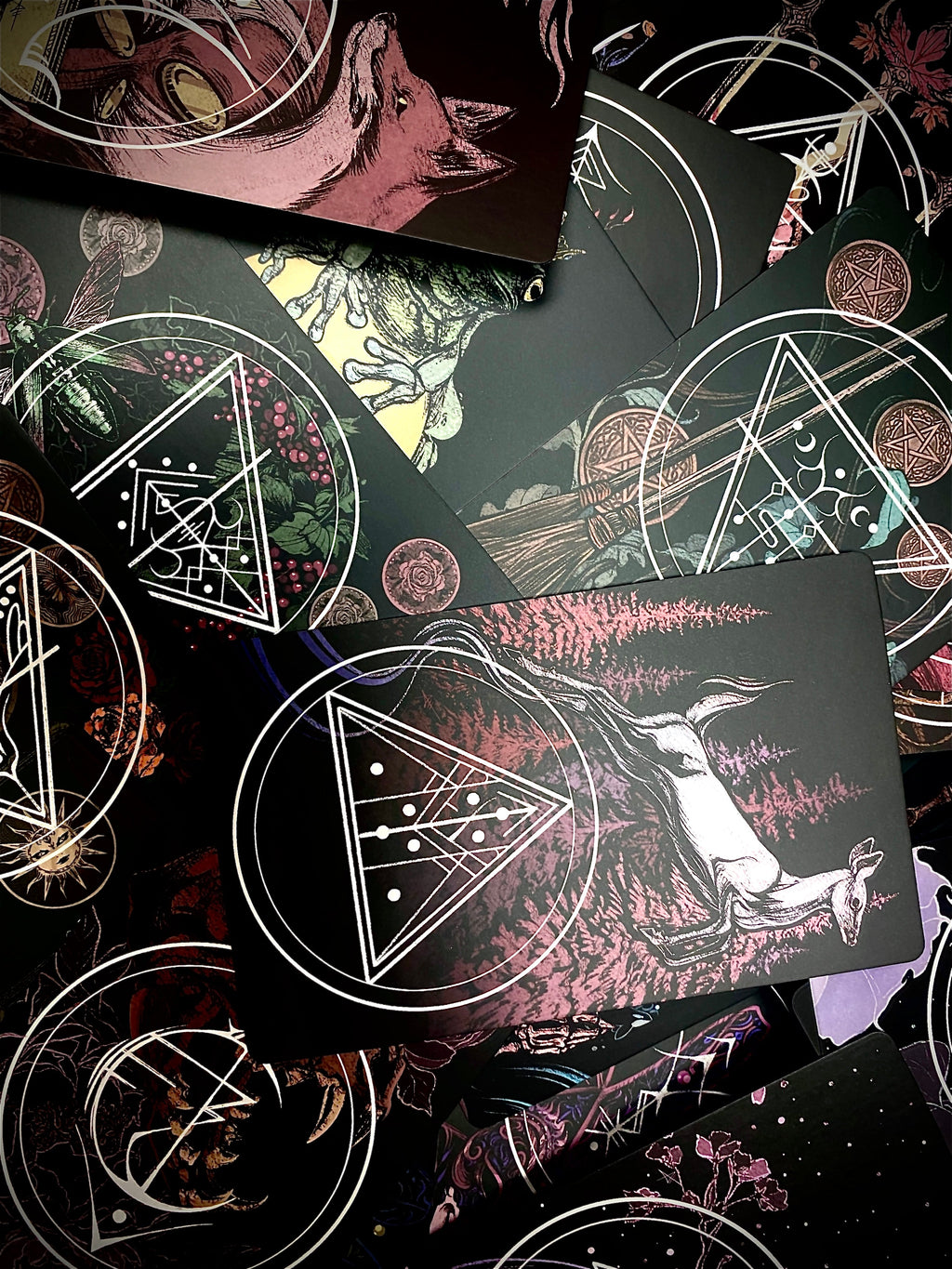 The Nameless One (A Tarot & Oracle Deck)