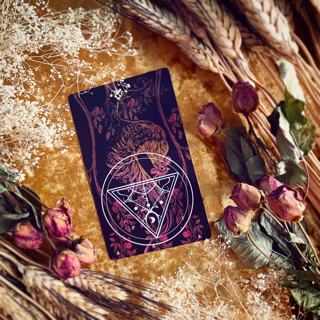 The Nameless One (A Tarot & Oracle Deck)